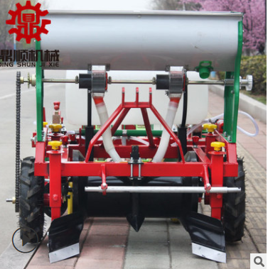 2行4行施肥噴藥起壟精播機(jī) 四輪拖拉機(jī)配套點(diǎn)播機(jī)花生覆膜播種機(jī)