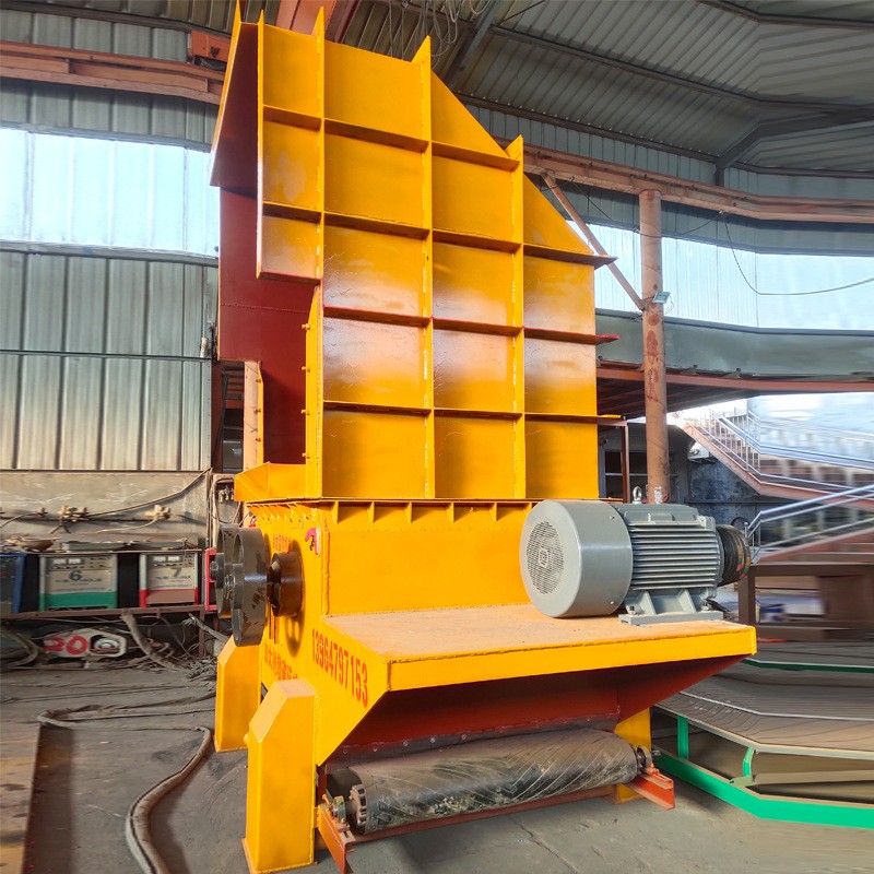 樹枝粉碎機 移動大型木材粉碎機 歡迎選購 木材破碎機械價格