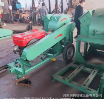 粉碎樹木竹子木材機機器 制香木粉機 柴油機移動木頭雜木粉碎機