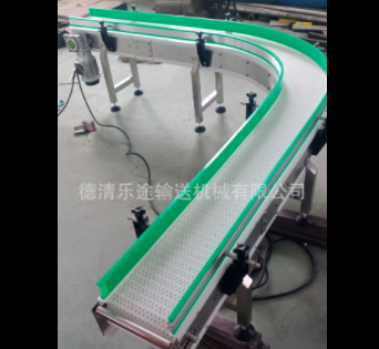 食品塑料網(wǎng)帶轉彎輸送機塑料網(wǎng)鏈輸送機 可定做