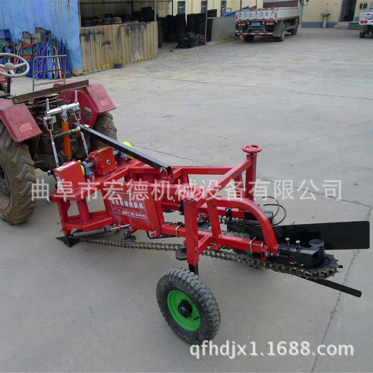 4358398931_2105863839