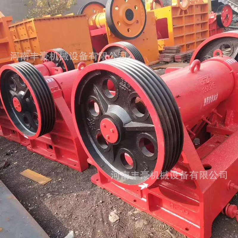 大型石料鄂式破碎機(jī) 銅礦石鄂式粉碎機(jī) 建筑碎磚碎石鄂式破碎機(jī)