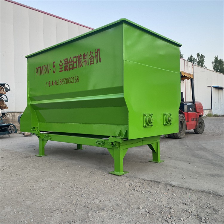 廠家直銷 省時省力牛羊飼料機 干濕分離攪拌機 TMR飼料攪拌機