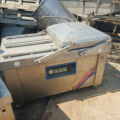 出售二手小康雙室真空包裝機四封條雙封條榨菜肉食品多功能包裝機