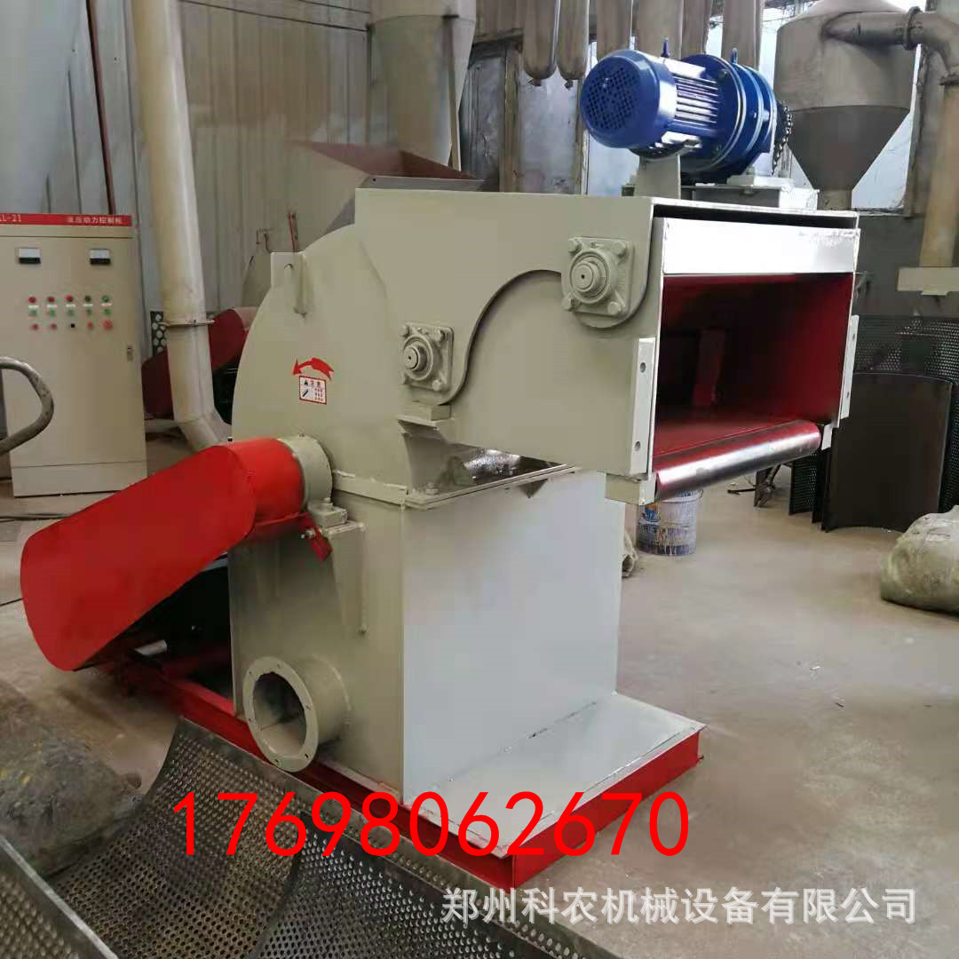 強(qiáng)制進(jìn)料粉碎機(jī)