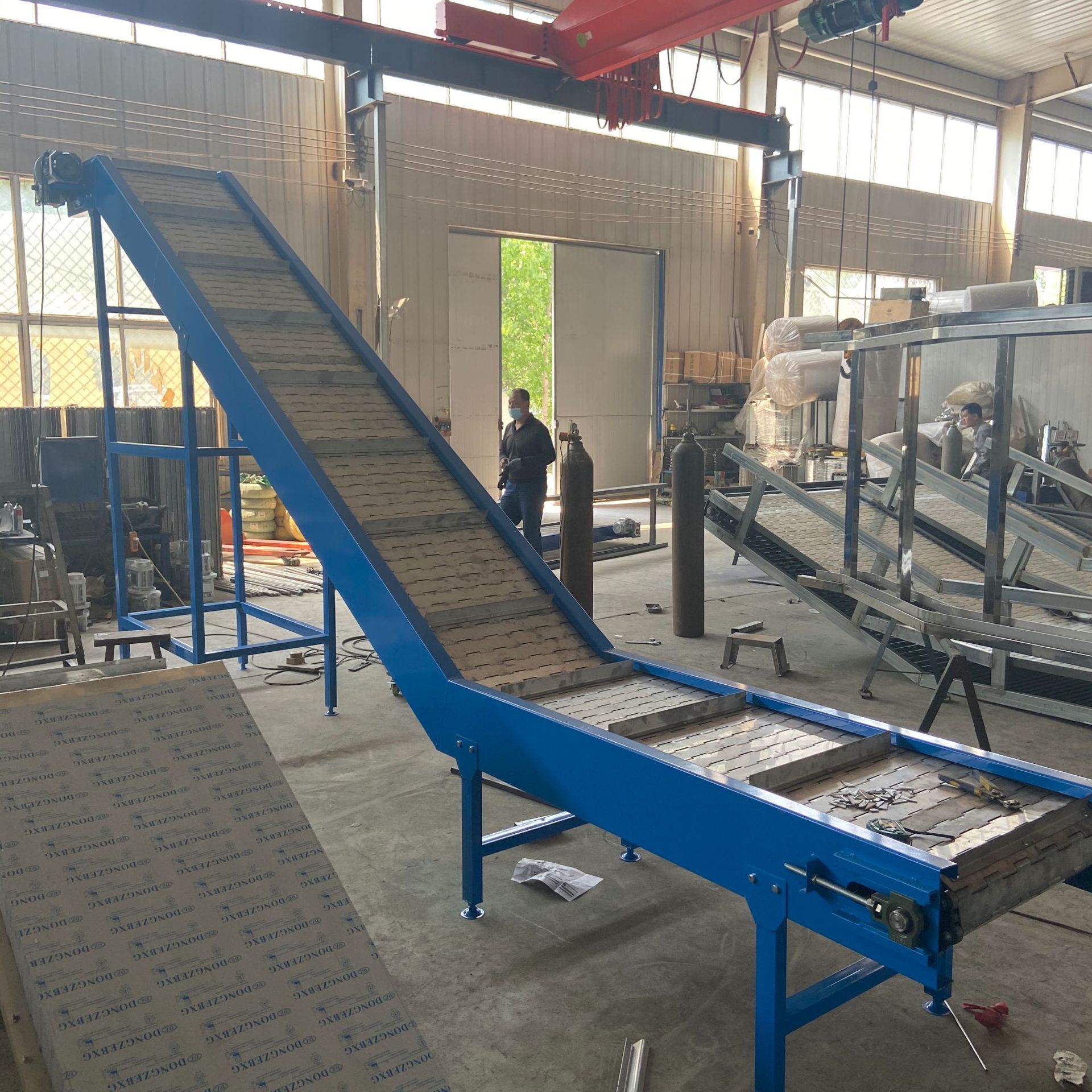 壓鑄冷卻輸送機(jī)