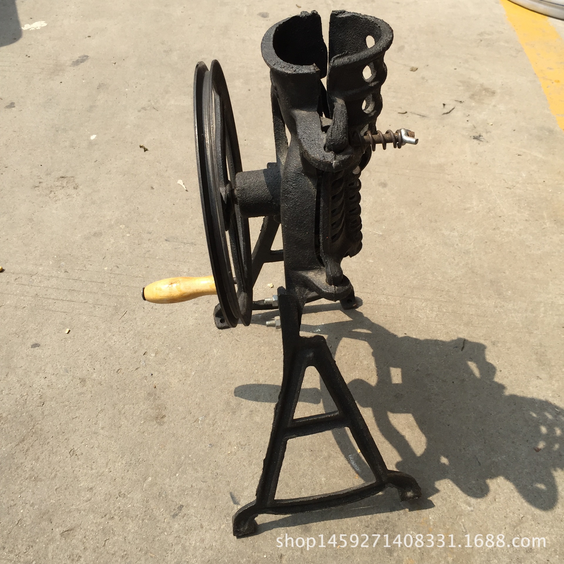 手動鑄鐵玉米脫粒機