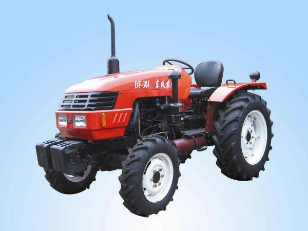 東風(fēng)304輪式拖拉機(jī)