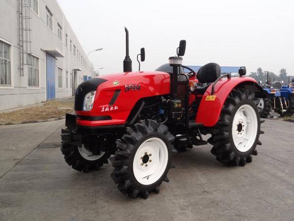 東風(fēng)554輪式拖拉機(jī)
