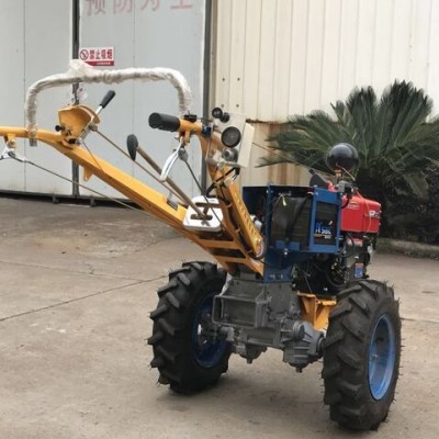 手扶拖拉機