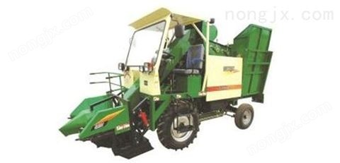 玉米收獲機