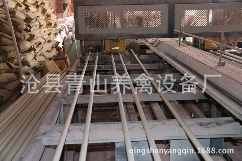 供應養(yǎng)雞水線 全自動養(yǎng)雞水線 肉雞養(yǎng)殖設備 平養(yǎng)雞料線 水線