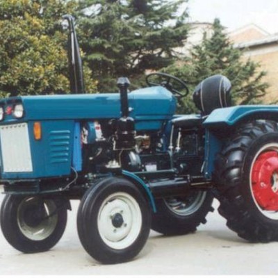 350輪式拖拉機(jī)