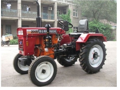 邢同XT-200兩輪驅(qū)動(dòng)拖拉機(jī)