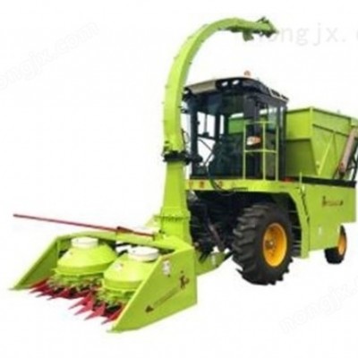 牛犇4QZ-8A自走式青貯收獲機(jī)