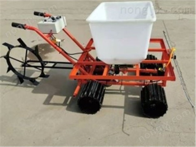 大姜施肥機(jī)