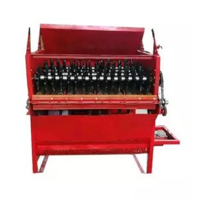 玉米收割機(jī)加裝剝皮機(jī) 國鑫農(nóng)機(jī)銷售（面議）