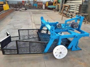 前進(jìn)螺絲菜（寶塔菜）收獲機(jī)