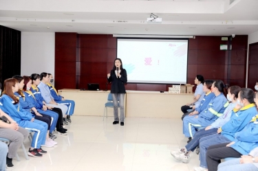 以愛為線，以懂為梁 | 景興紙業(yè)開展“與青春期孩子的溝通——懂是愛的前提”互動沙龍活動